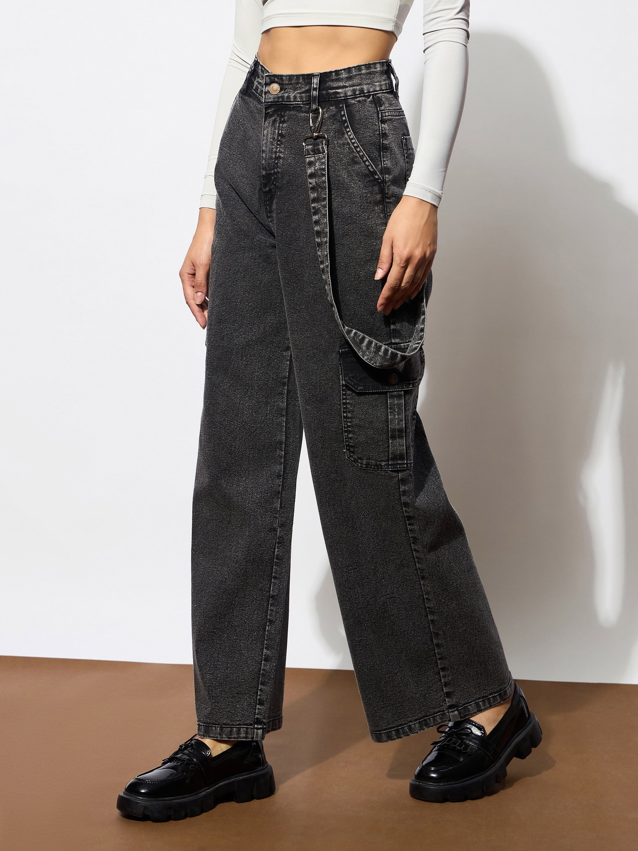 Women Black Washed Denim Side Pockets Loop Jeans-BAJEAN0675
