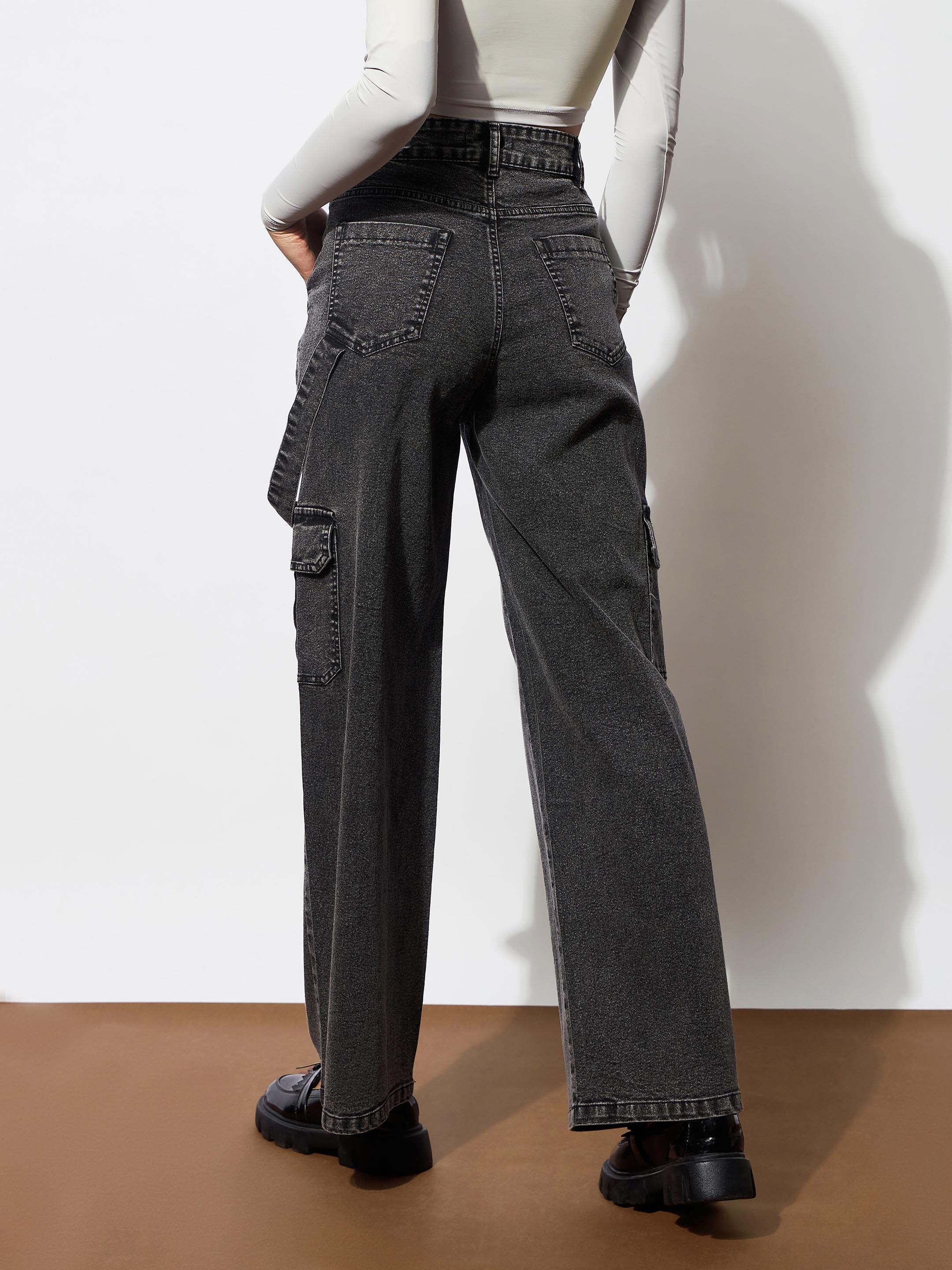 Women Black Washed Denim Side Pockets Loop Jeans-BAJEAN0675