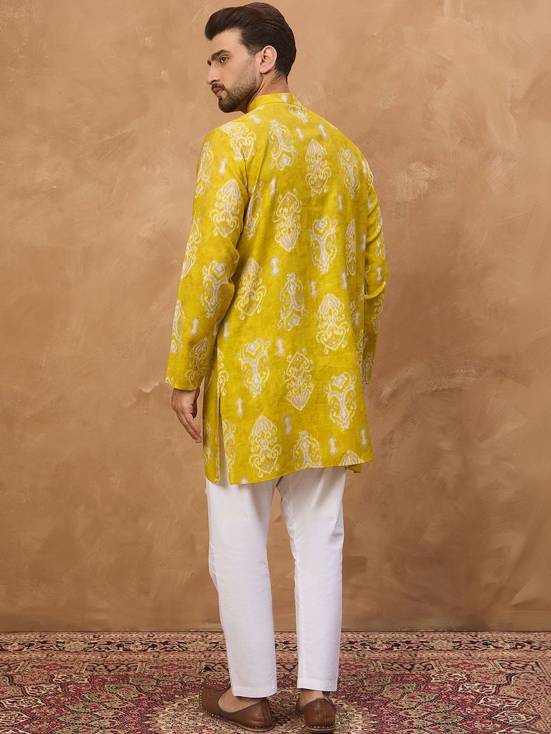 Ethnic Bay Men Yellow Viscose Rayon Ikat Printed Straight Kurta With Pant Set-MKSET1543