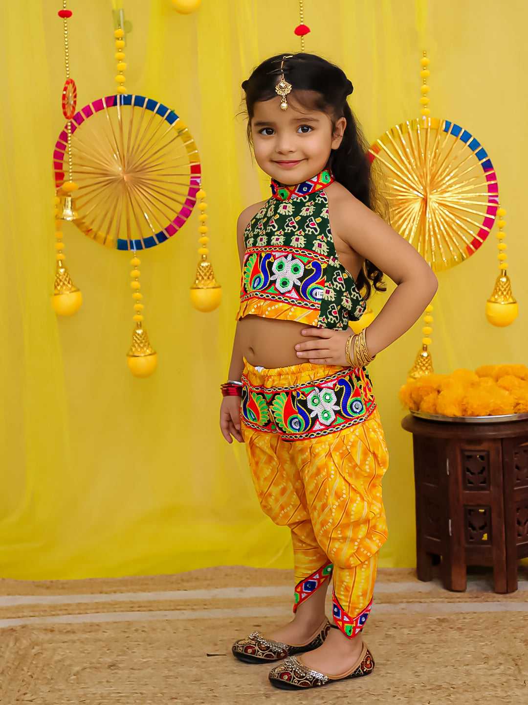 Ethnic Suit Set for Girls - Green | BJ23IW40GRA | DesiQlo