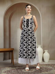 Stylum Women's Black Floral Printed Cotton Straight Kurta (BLACKSTRAP)