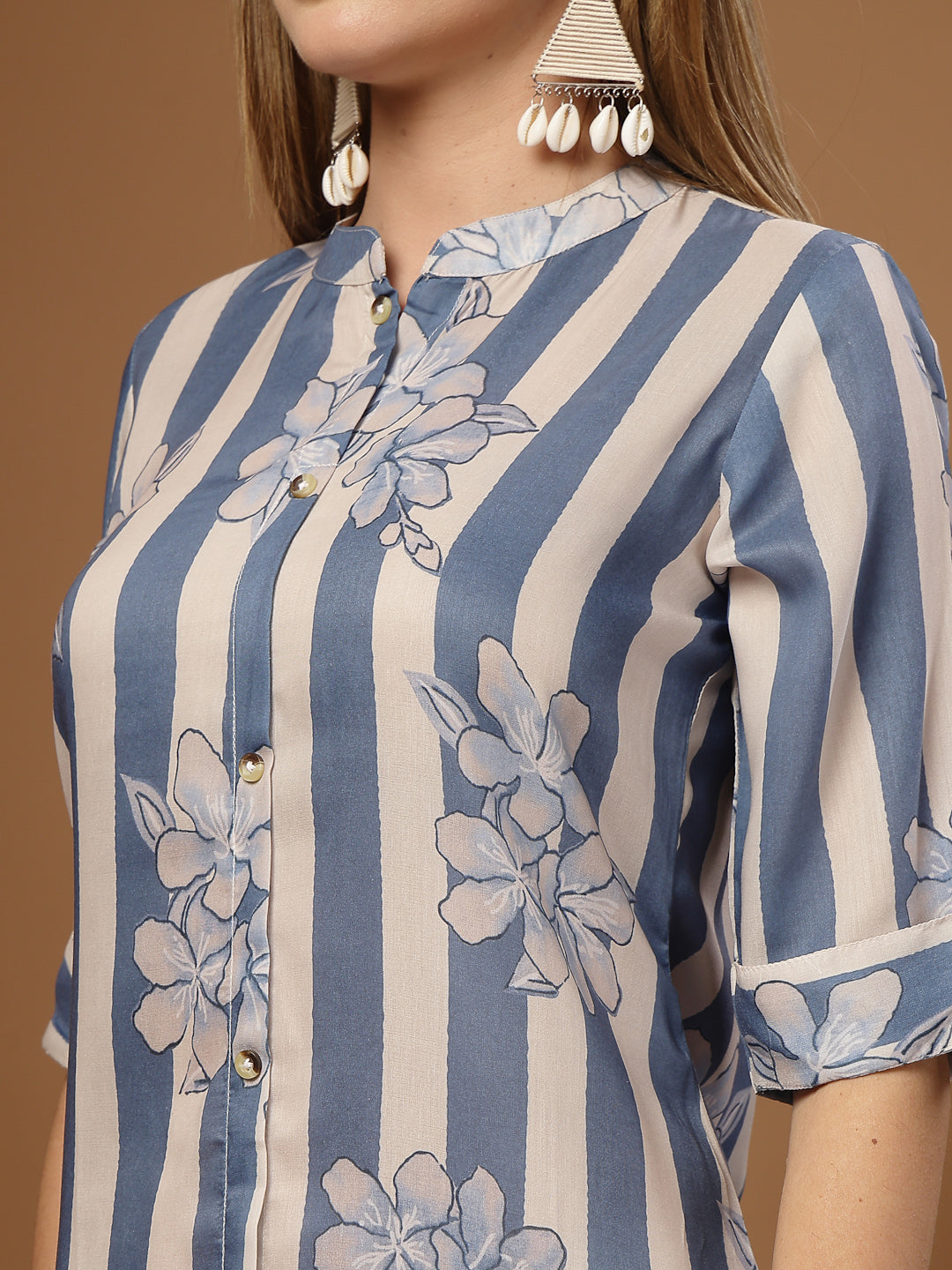 Women's Blue Floral & Striped Printed Poly Rayon A-Line Kurta (BLUEDAV