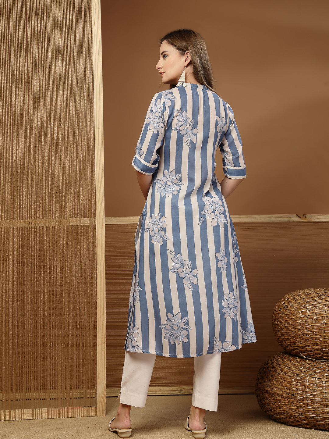 Women's Blue Floral & Striped Printed Poly Rayon A-Line Kurta (BLUEDAV