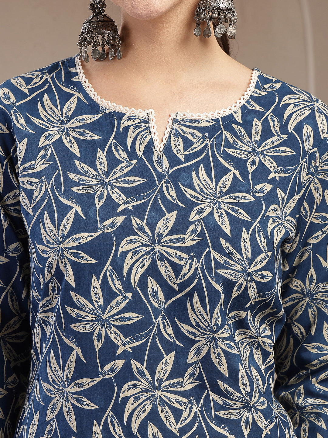 Women's Blue Floral Printed Cotton Straight Kurta (BLUEMANDU) | DesiQl