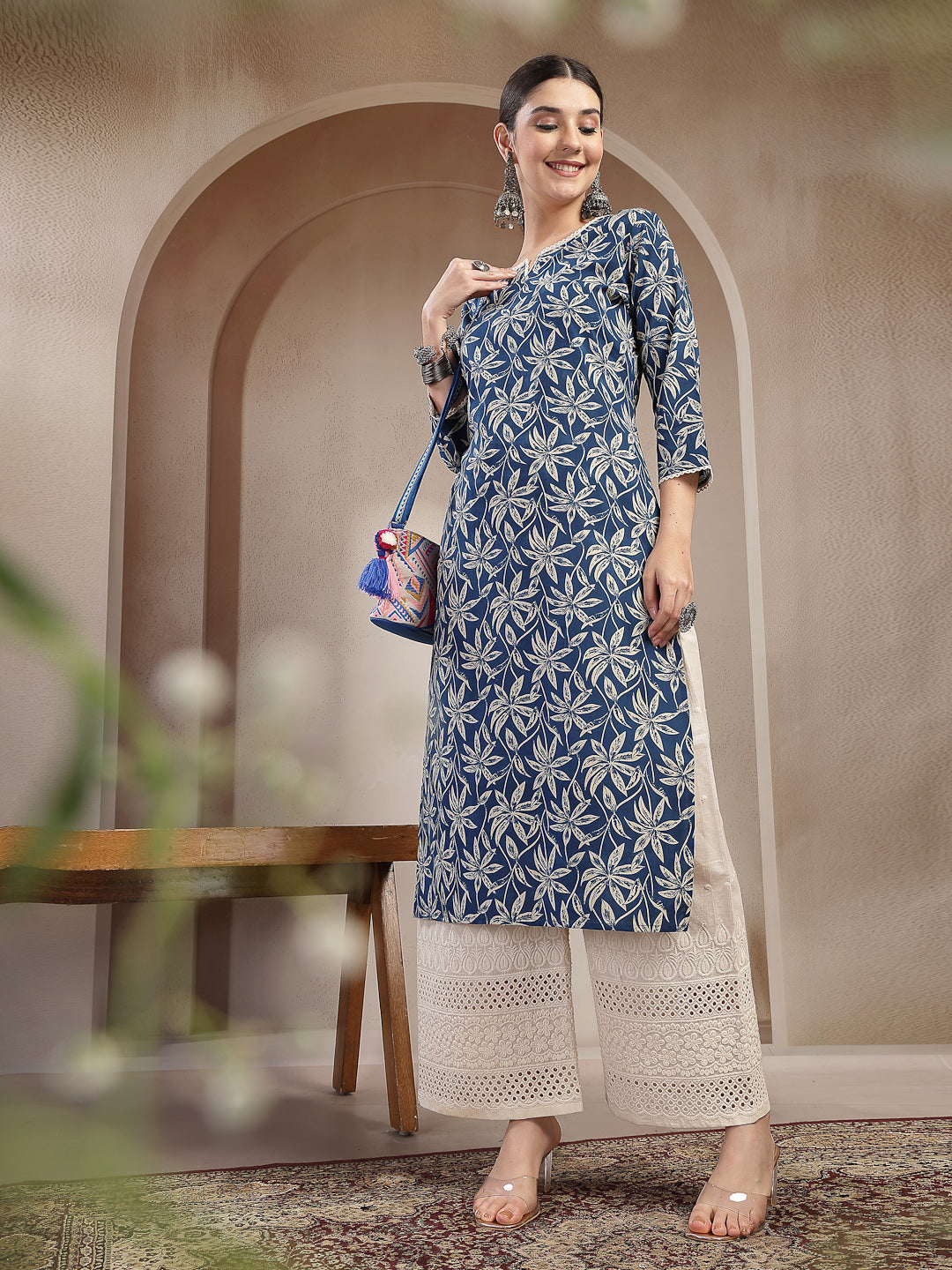 Women's Blue Floral Printed Cotton Straight Kurta (BLUEMANDU) | DesiQl