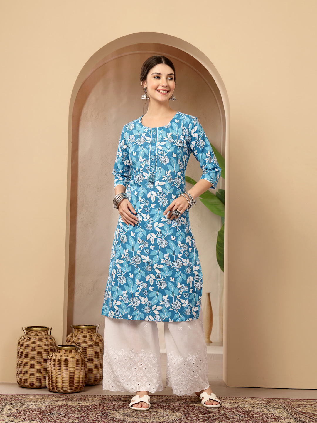 Women's Blue Floral Printed Cotton Straight Kurta (BLUEMIHI) | DesiQlo
