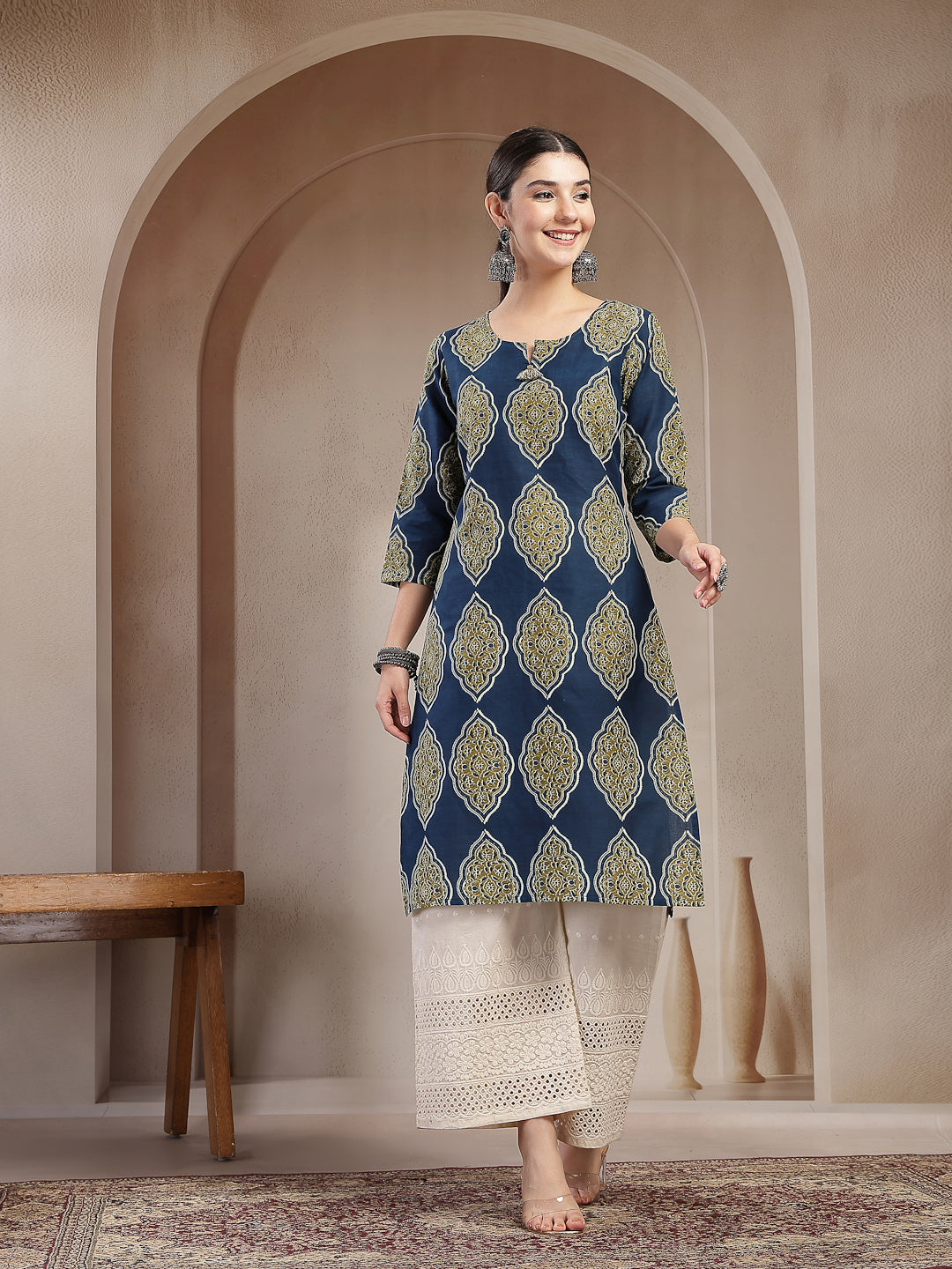 Women's Blue Ethnic Printed Cotton Straight Kurta (BLUERANGER) | DesiQ