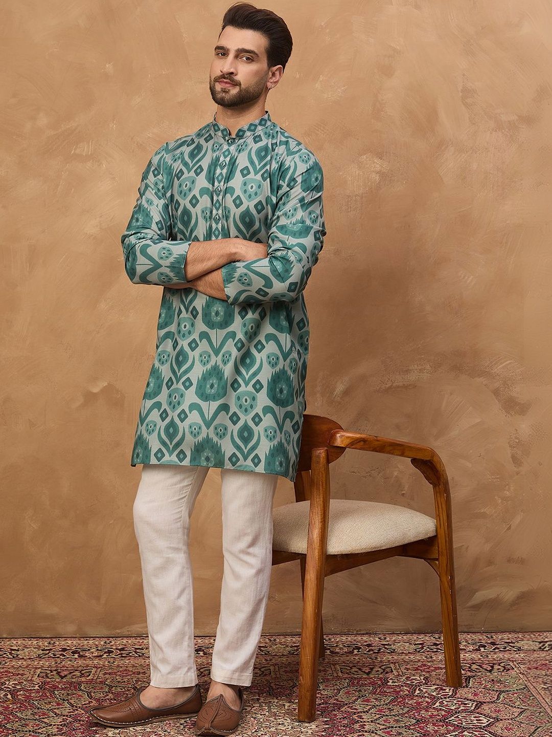 Ethnic Bay Men Green Cotton Blend Ethnic Motifs Printed Straight Kurta With Pant Set-MKSET1545