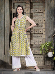Women's Geometric Printed Cotton Pleated Kurta-BRAZIL