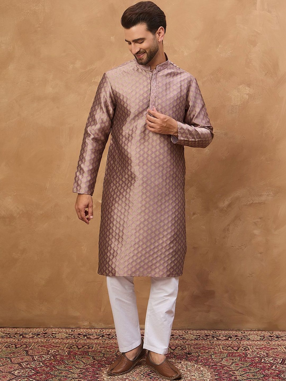 Ethnic Bay Men Mauve Silk Blend Solid Woven Design Straight Kurta With Pant Set-MKSET1458
