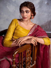 Women's Chiffon Maroon Embellished Designer Saree With Blouse Piece-CHUNRI1005