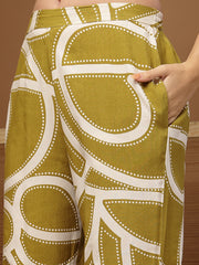 Stylum Women's Green Printed Rayon Co-Ord Set (CSGREENTOST)
