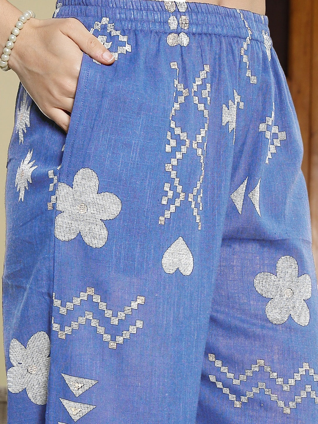 Women's Sky Blue Geomatric Printed Cotton Blend Co-Ord Set (CSSKYPLAY)