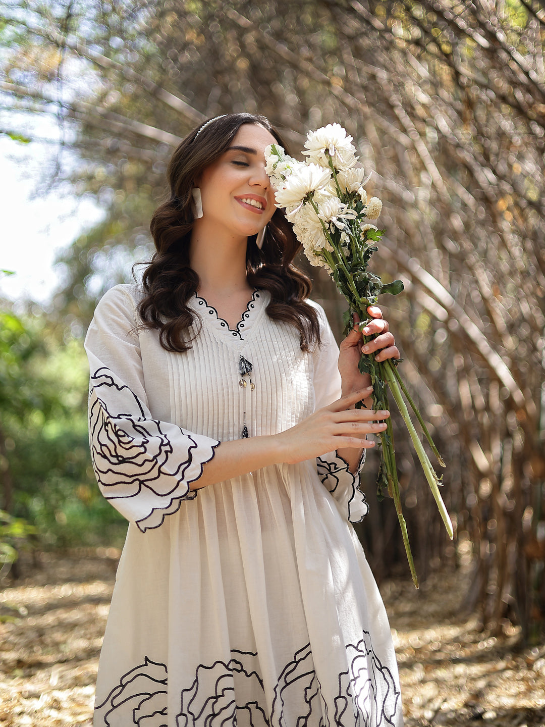 Women's White Floral & Embroidered Cotton Co-ord Set (CSWHITEZINPA) | 
