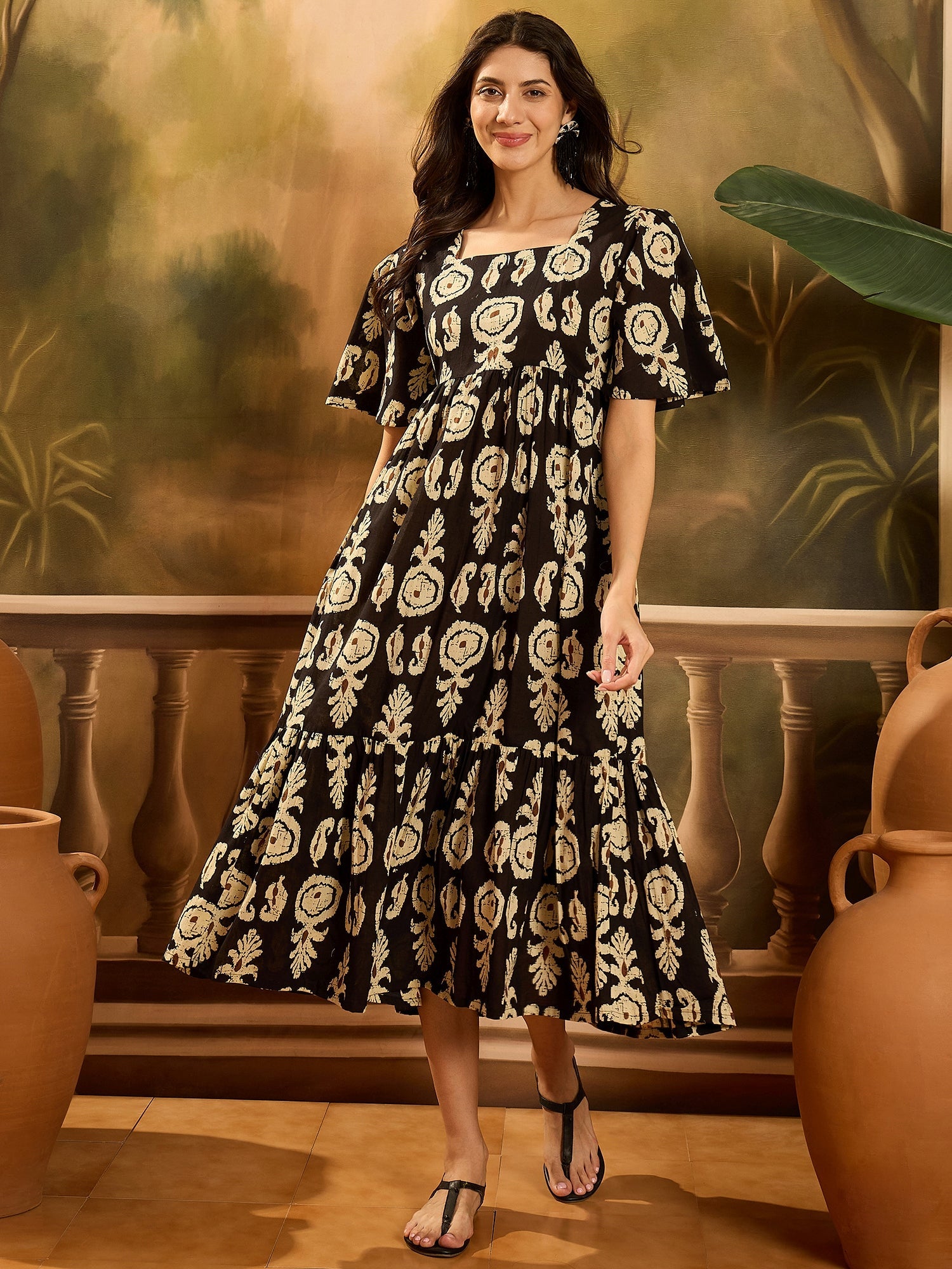 Women's Black Paisley Printed Cotton Tiered Dress (DRSBLACKESTEE) | De