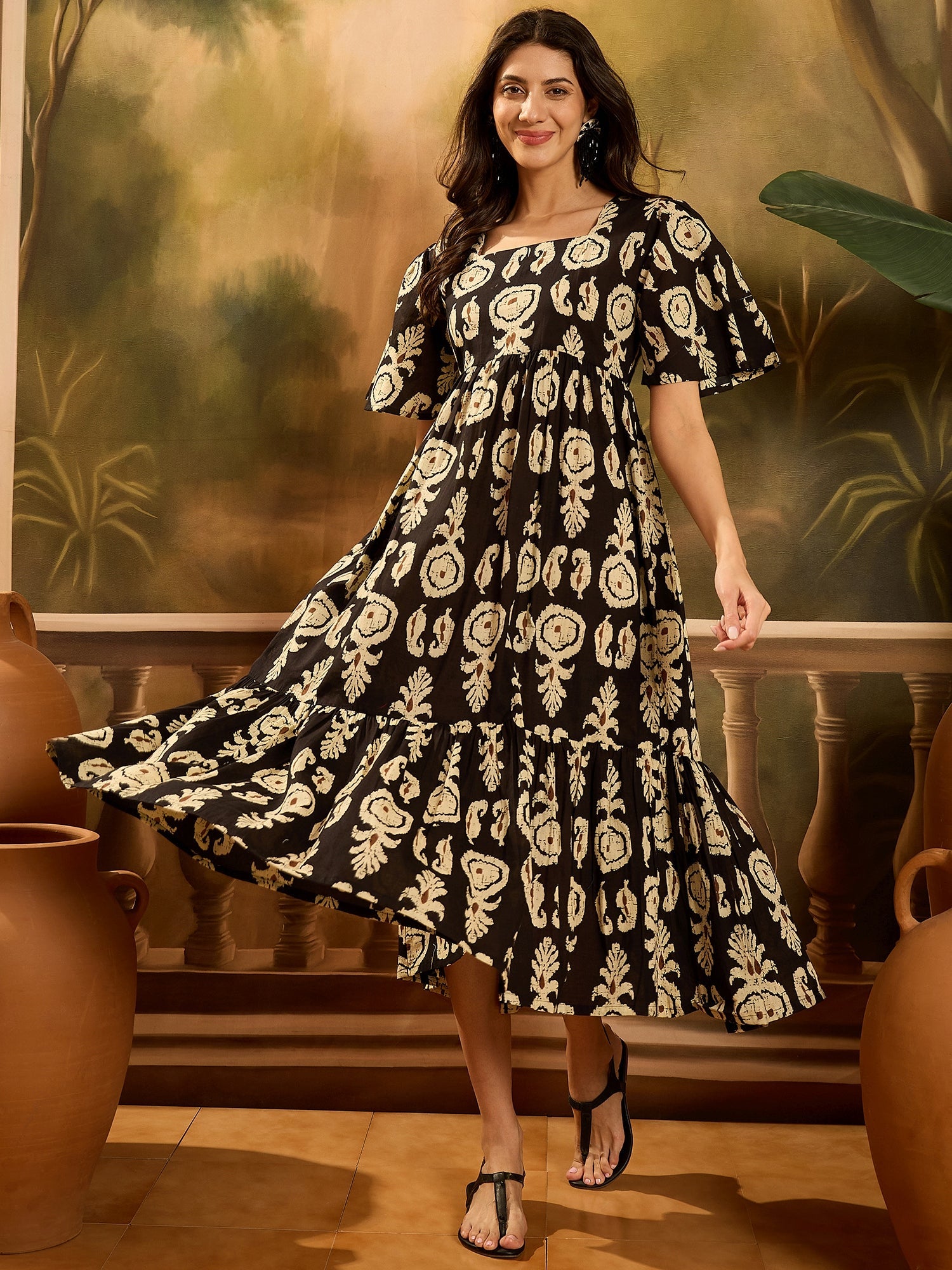 Women's Black Paisley Printed Cotton Tiered Dress (DRSBLACKESTEE) | De