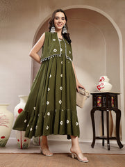 Stylum Women's Green Bandhej Printed Rayon Tiered Dress With Ethnic Jacket (DRSOLIVEARMY)