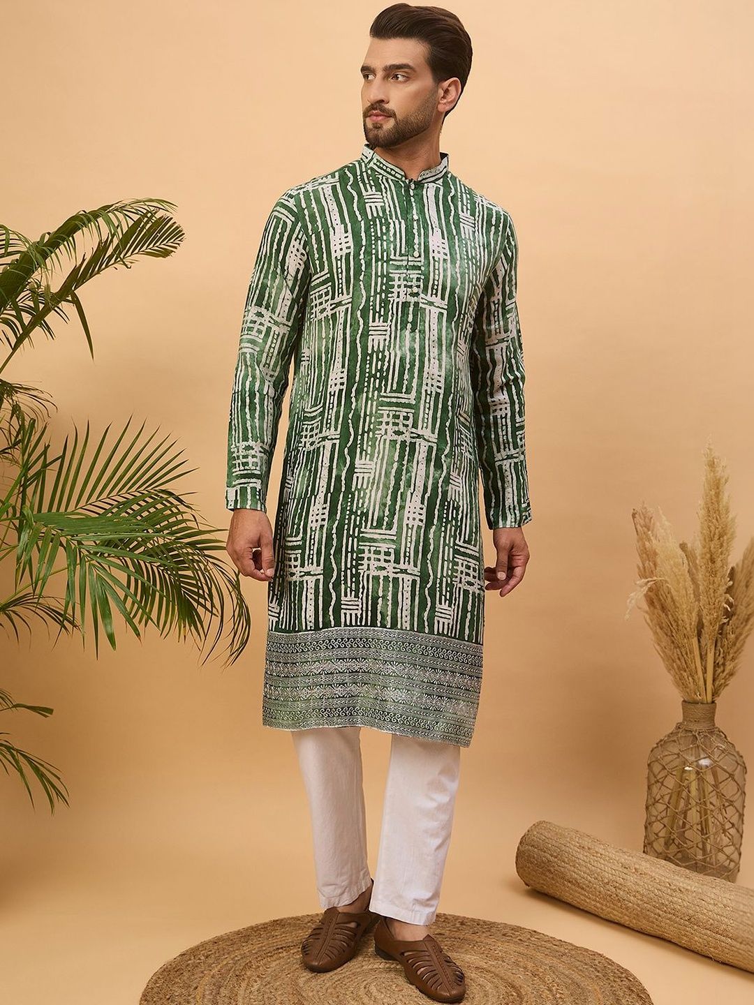 Ethnic Bay Men Green Viscose Rayon Batik Embroidered Straight Kurta With Pant Set-MKSET1500