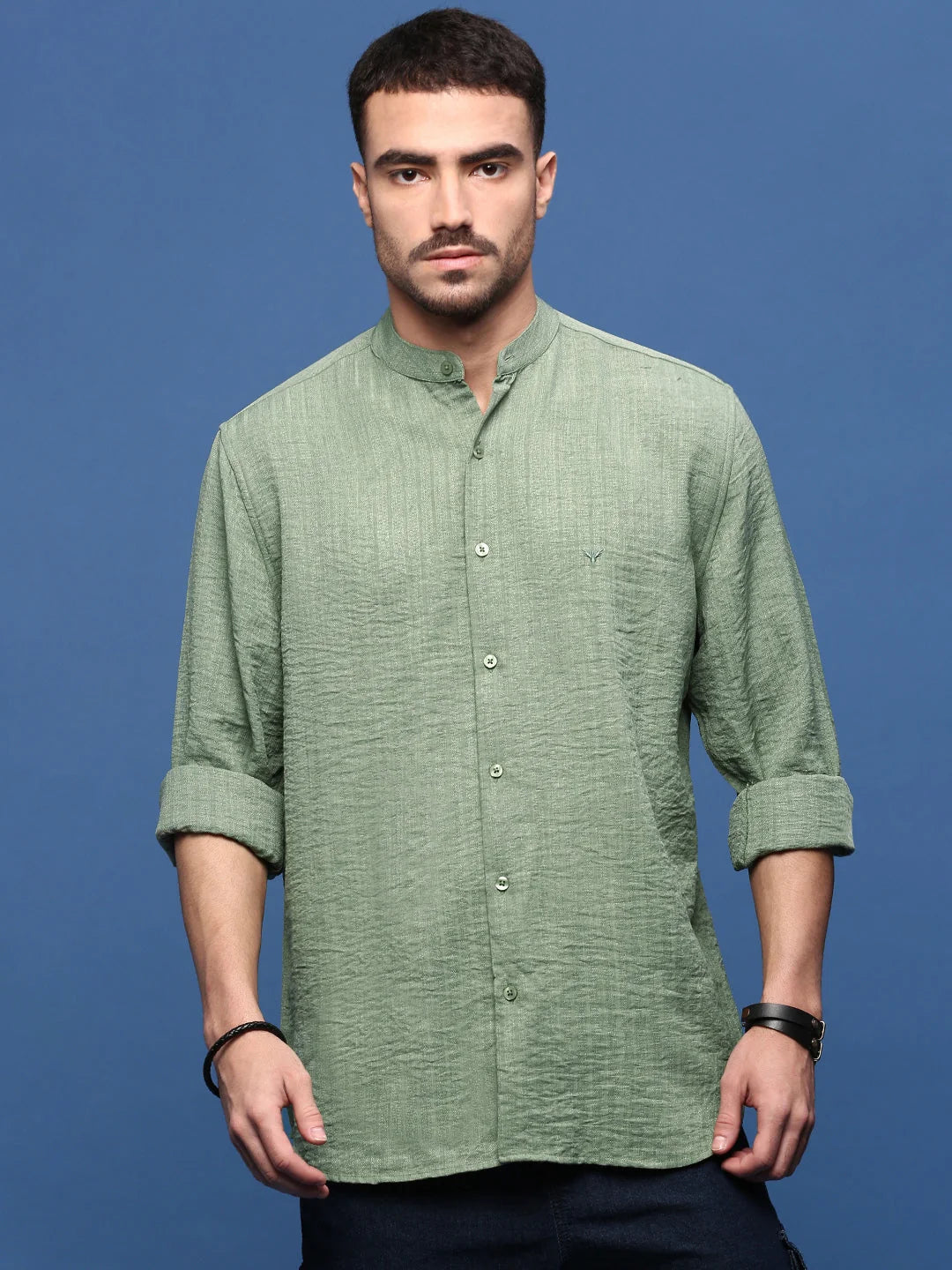 Green Solid Slim Fit Mens Shirt - Cotton Formal Shirts | DesiQlo