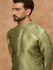 Ethnic Bay Men Green Silk Blend Solid Woven Design Straight Kurta With Pant Set-MKSET1456