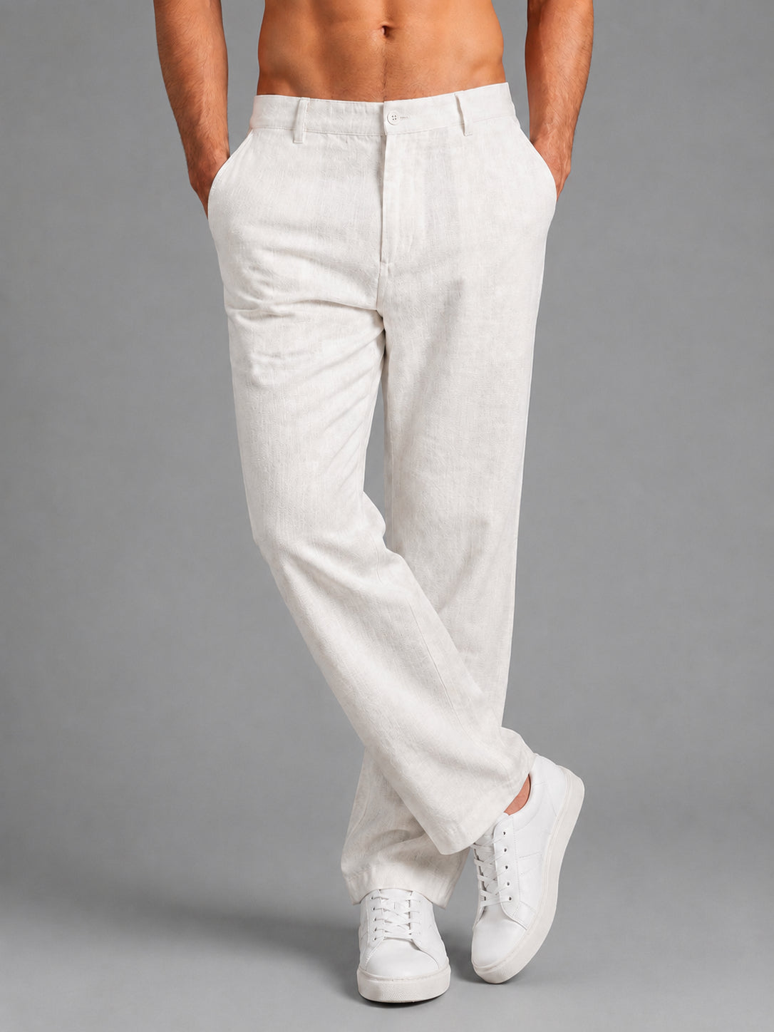 DesiQlo Men Trousers & Pants - White