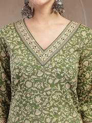 Stylum Women's Green Ethnic Printed Cotton Straight Kurta (GREENFRIES)