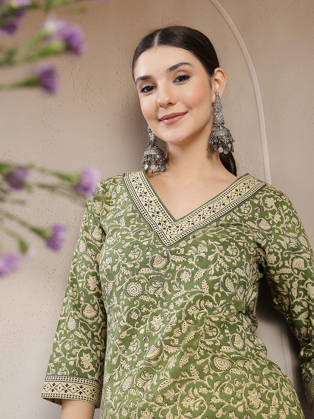Women's Green Ethnic Printed Cotton Straight Kurta (GREENFRIES) | Desi