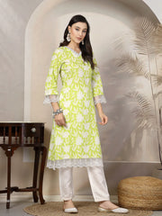 Women's Green Floral Printed Cotton Straight Kurta-GREENGALI