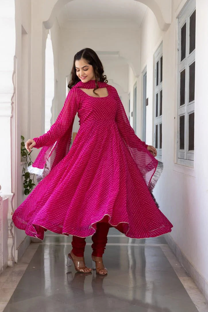 Floral Printed Knee Length Elbow Length Sleeves Round Neck Kurti And Palazzo Set With Net Dupatta