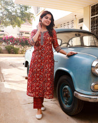 Floral Printed Knee Length V Neck Rayon Kurti And Pant Set With Printed Dupatta-HFXMA-K155-MAROON