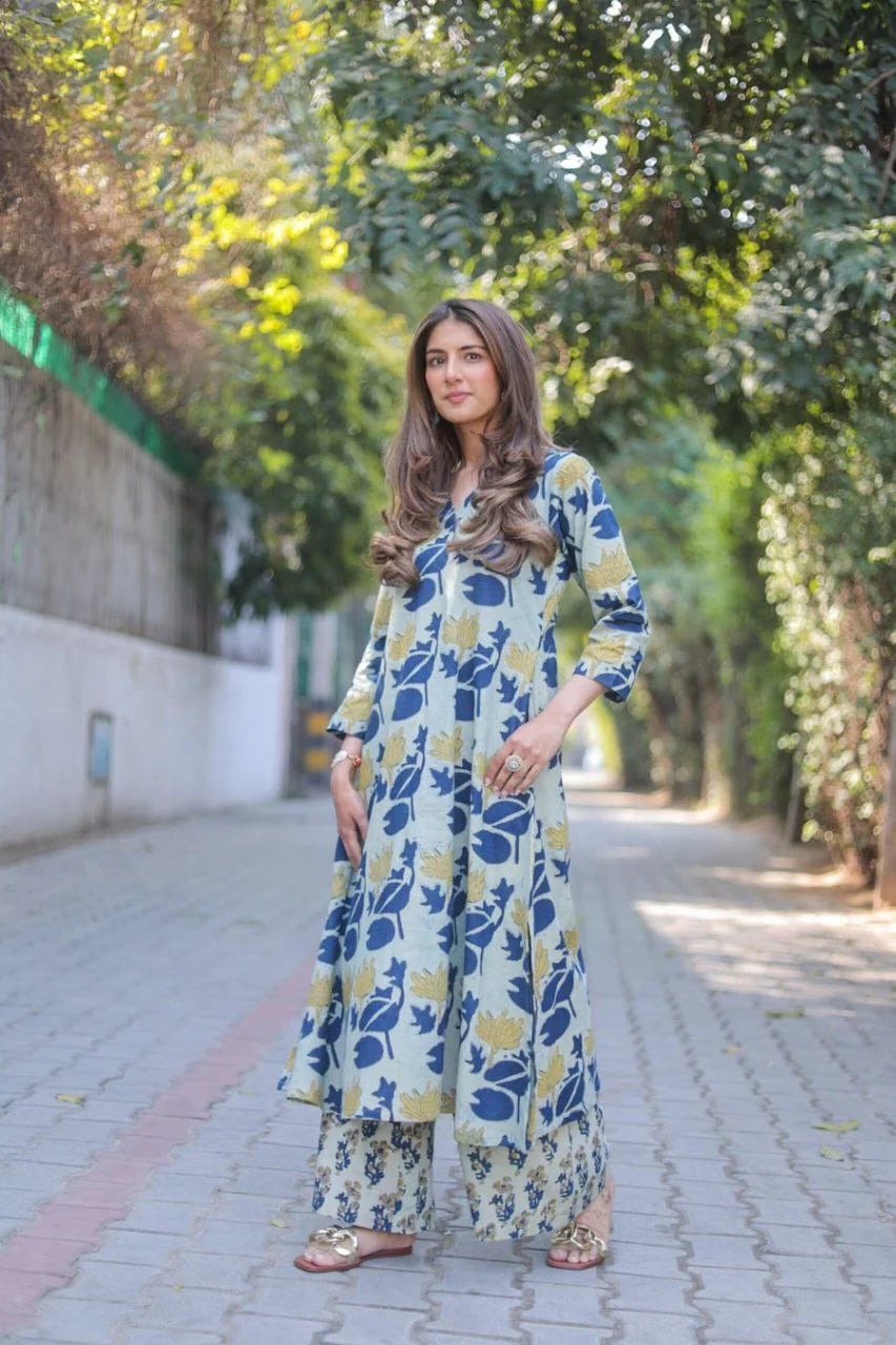 Women's Floral Printed Knee Length V Neck Kurta set (K199)