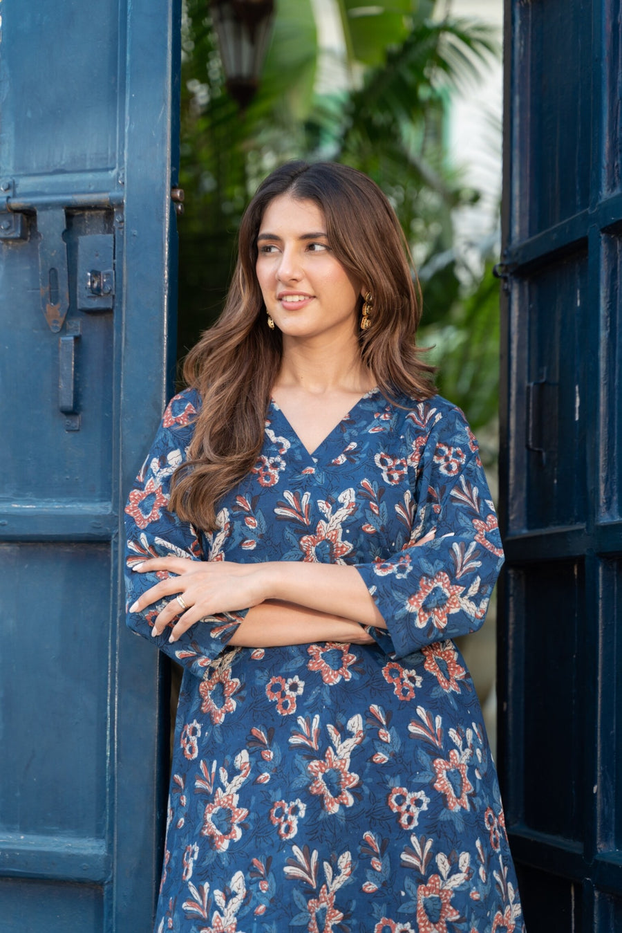 Floral Printed V Neck Rayon Kurta And Pant Set For Women (K201)