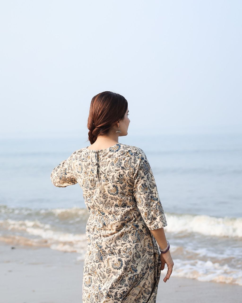 Women's Stylish Rayon Knee Length Floral Printed Kurti (K248)