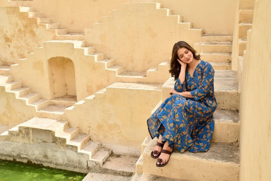 Floral Printed Knee Lengthn v Neck Rayon Co-ords Set (K257)