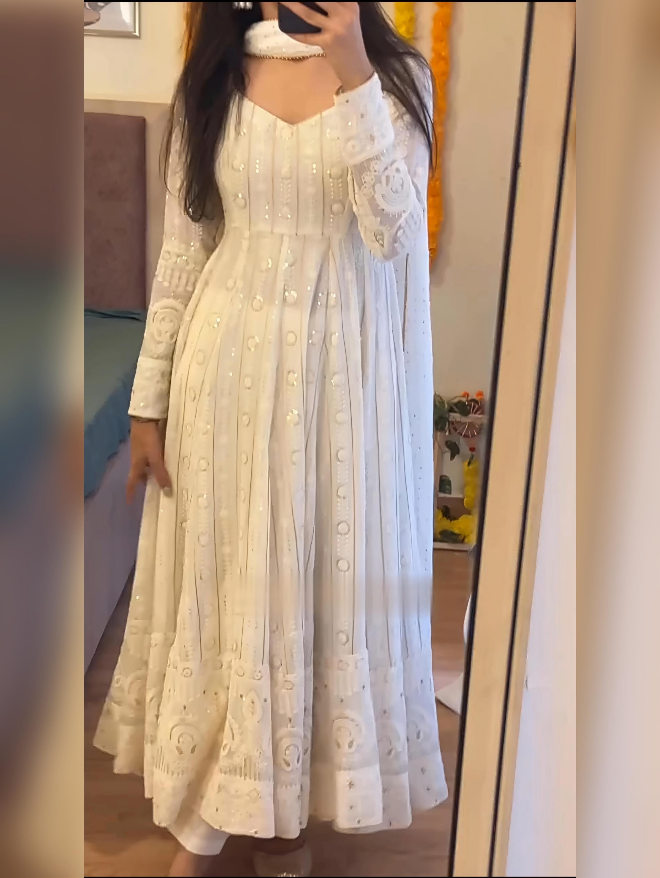 Women's White Faux Blooming Embroidery Anarkali Kurta Pant With Dupatta
