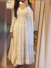 Women's White Faux Blooming Embroidery Anarkali Kurta Pant With Dupatta-MED3-6065