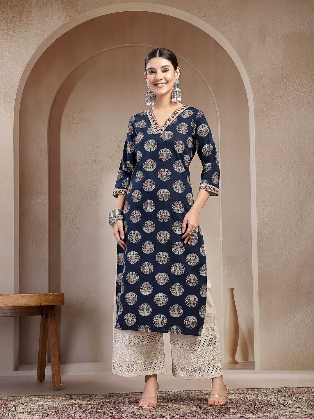 Stylum Women's Indigo Block Printed Cotton Straight Kurta (INDIGODONUT)