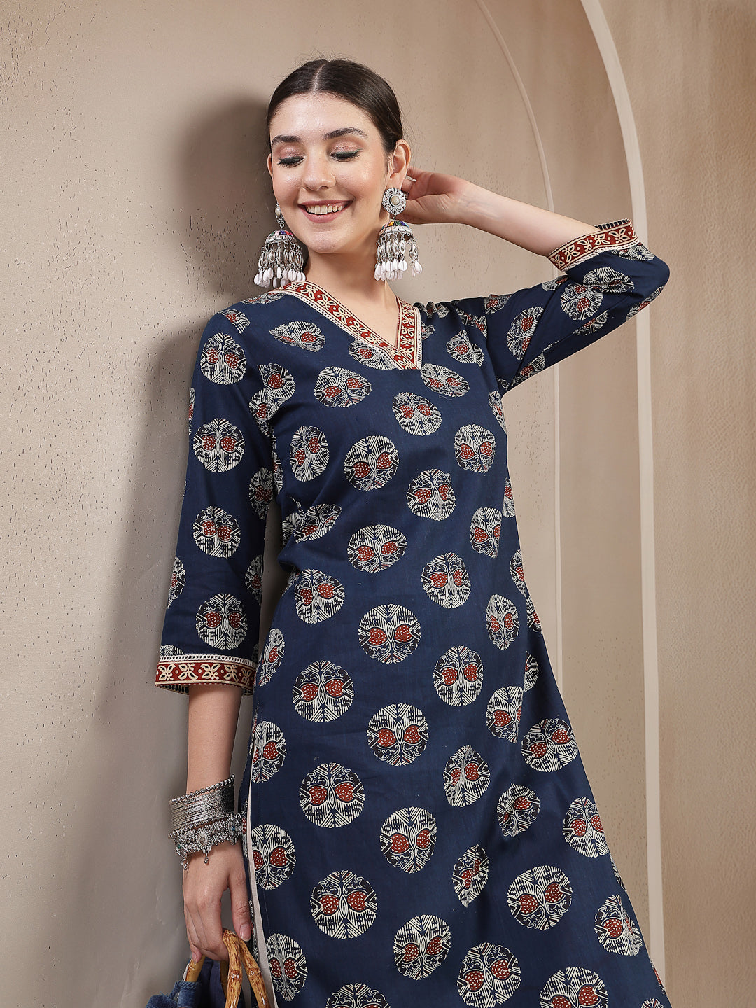 Stylum Women's Indigo Block Printed Cotton Straight Kurta (INDIGODONUT)