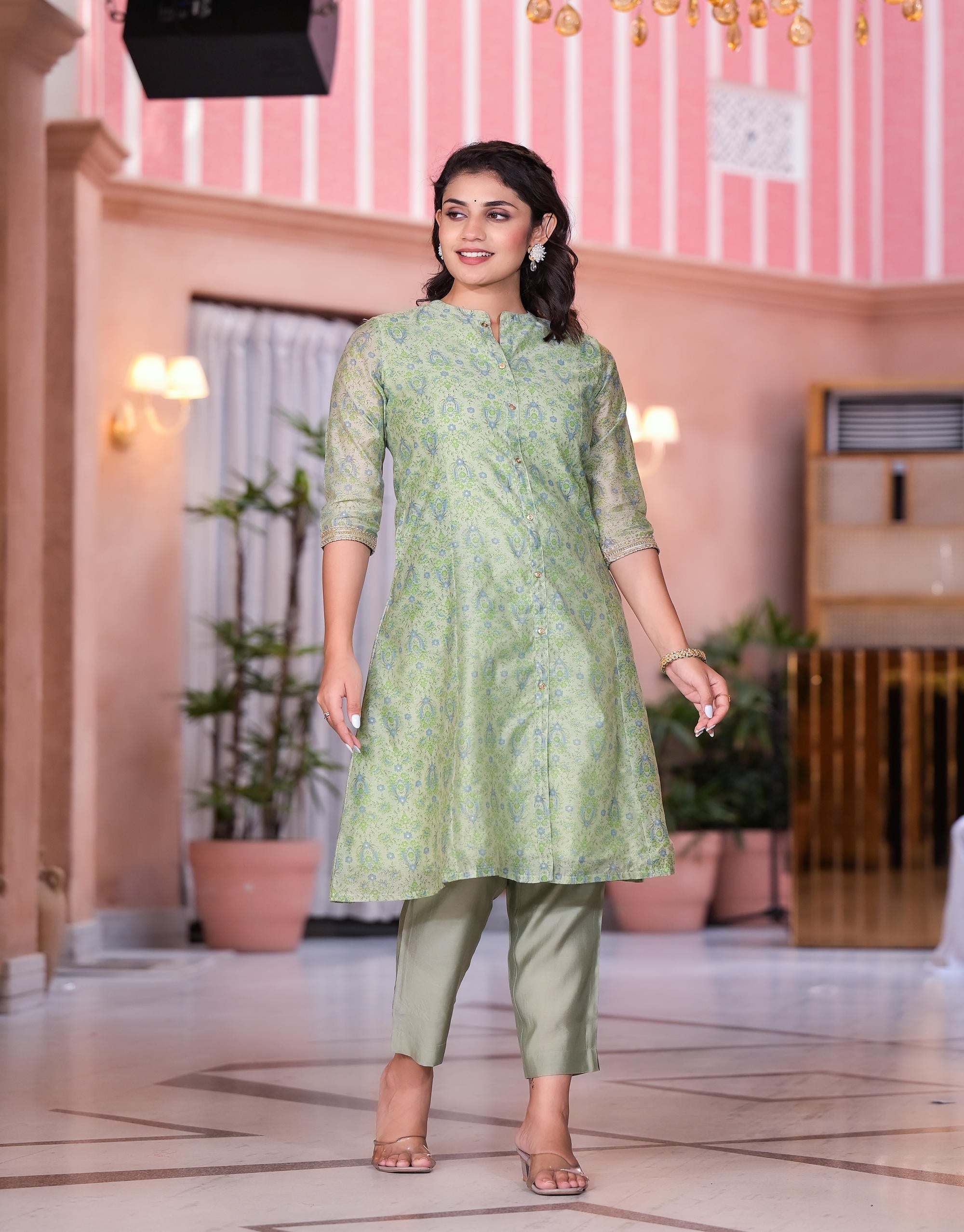 Green Floral Printed Chanderi Kurta Set With Buttons & Sequins | DesiQ
