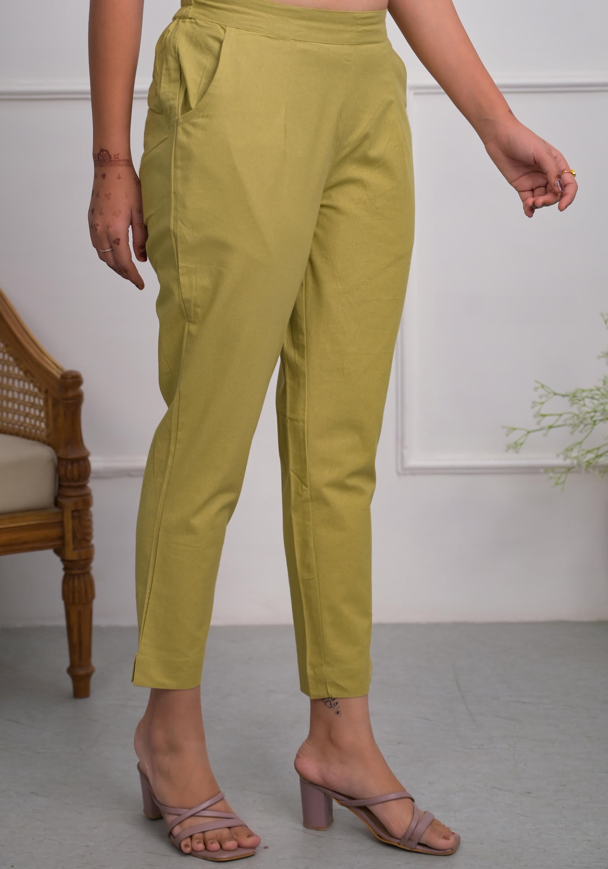 Khaki Solid Cotton Pants With Partially Elasticated Waistband And Two 