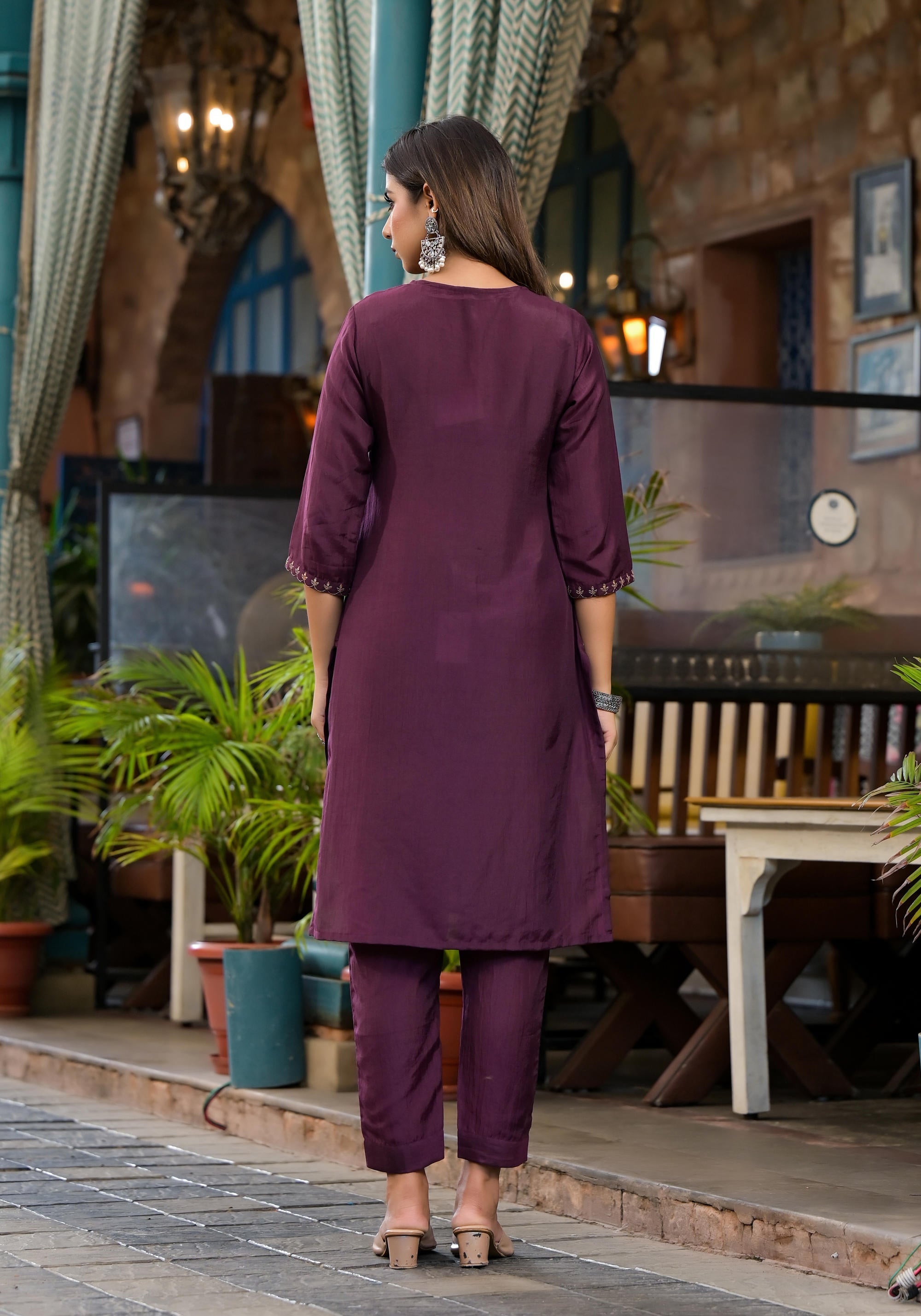 Burgundy Zari Embroidered Chinon Kurta Pant And Dupatta Set With Zari 