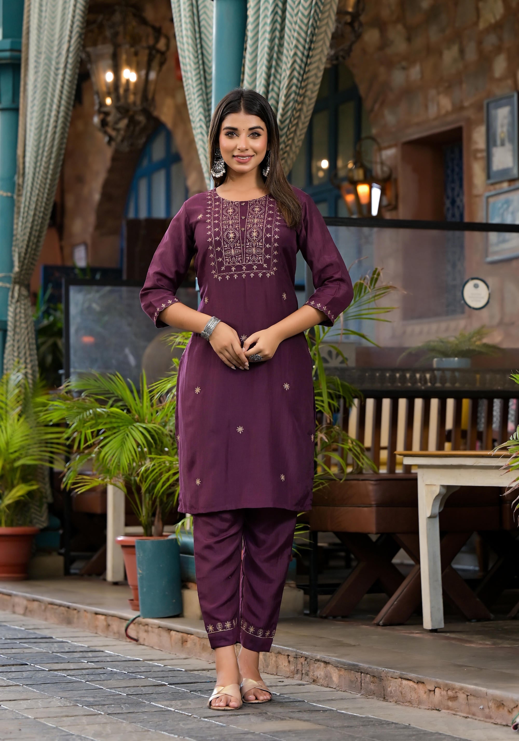 Burgundy Zari Embroidered Chinon Kurta Pant And Dupatta Set With Zari 