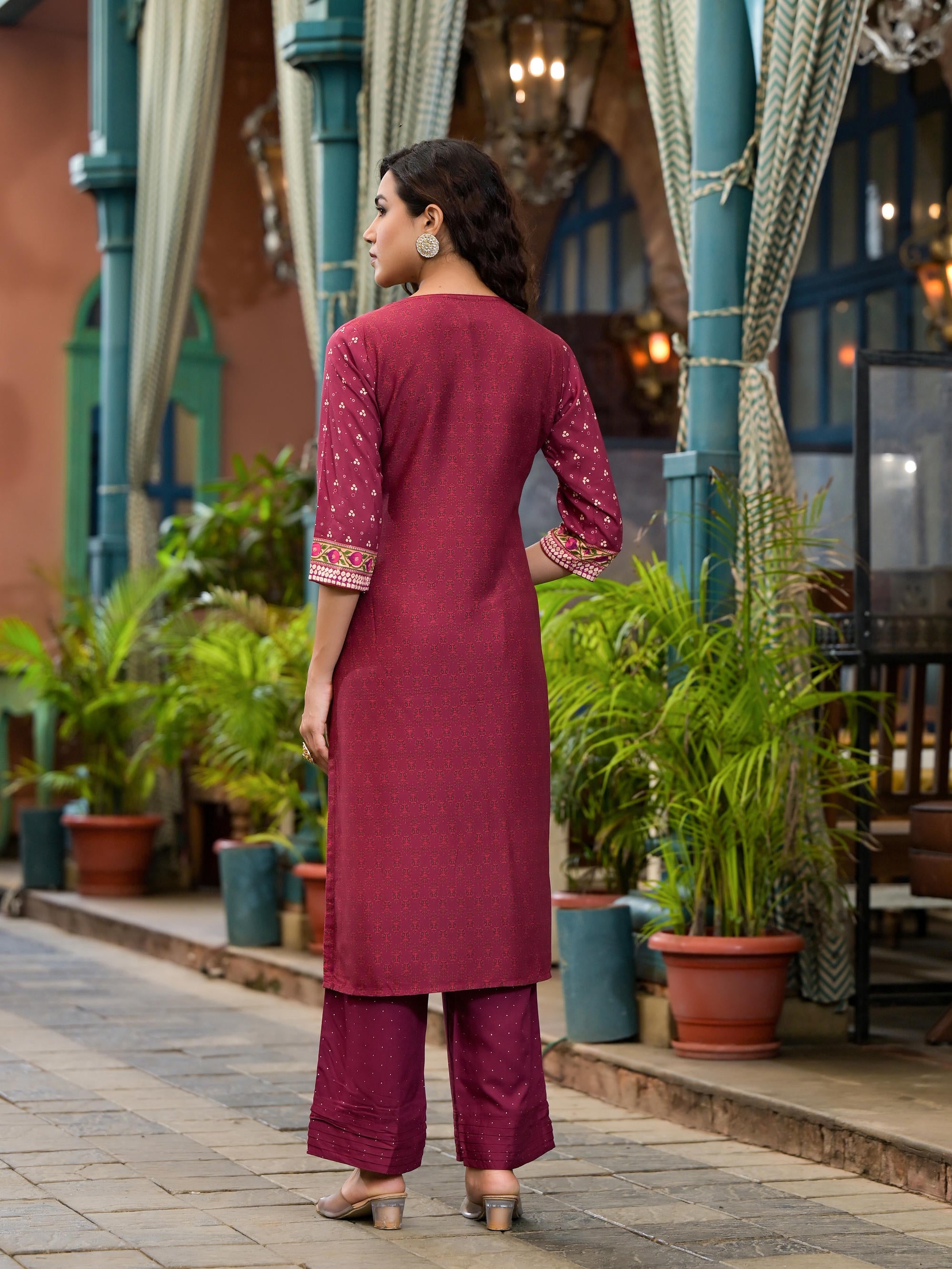 Plum Ethnic Motif Printed Liva Rayon Kurta Set With Coins | DesiQlo