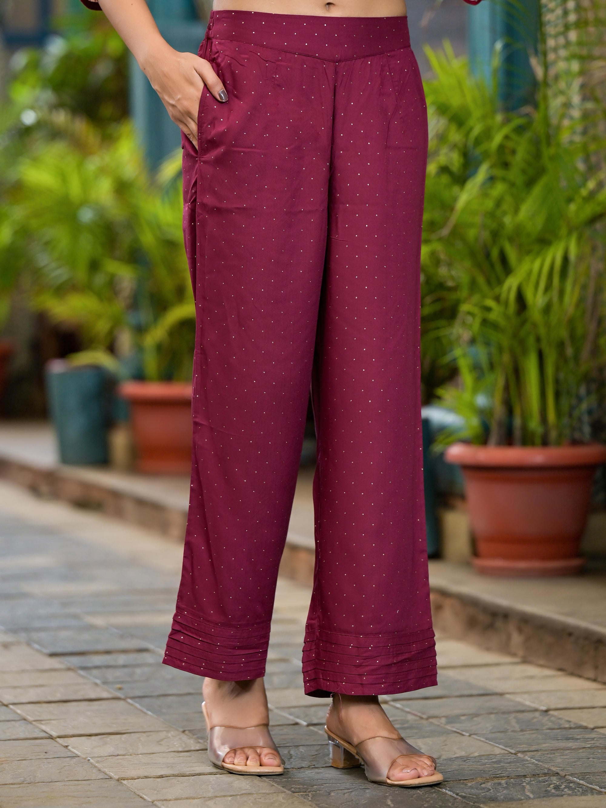 Plum Ethnic Motif Printed Liva Rayon Kurta Set With Coins | DesiQlo