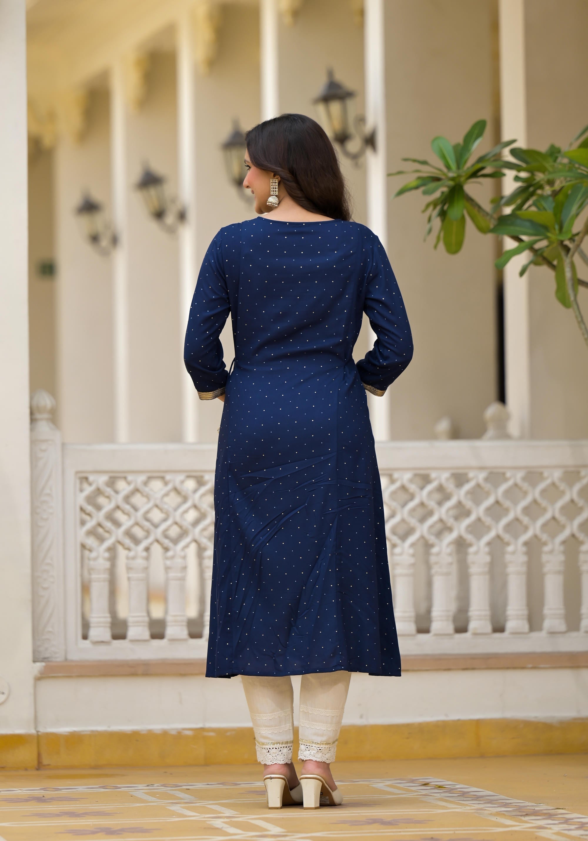 Blue Solid Rayon Kurta With Sequins & Doris | DesiQlo