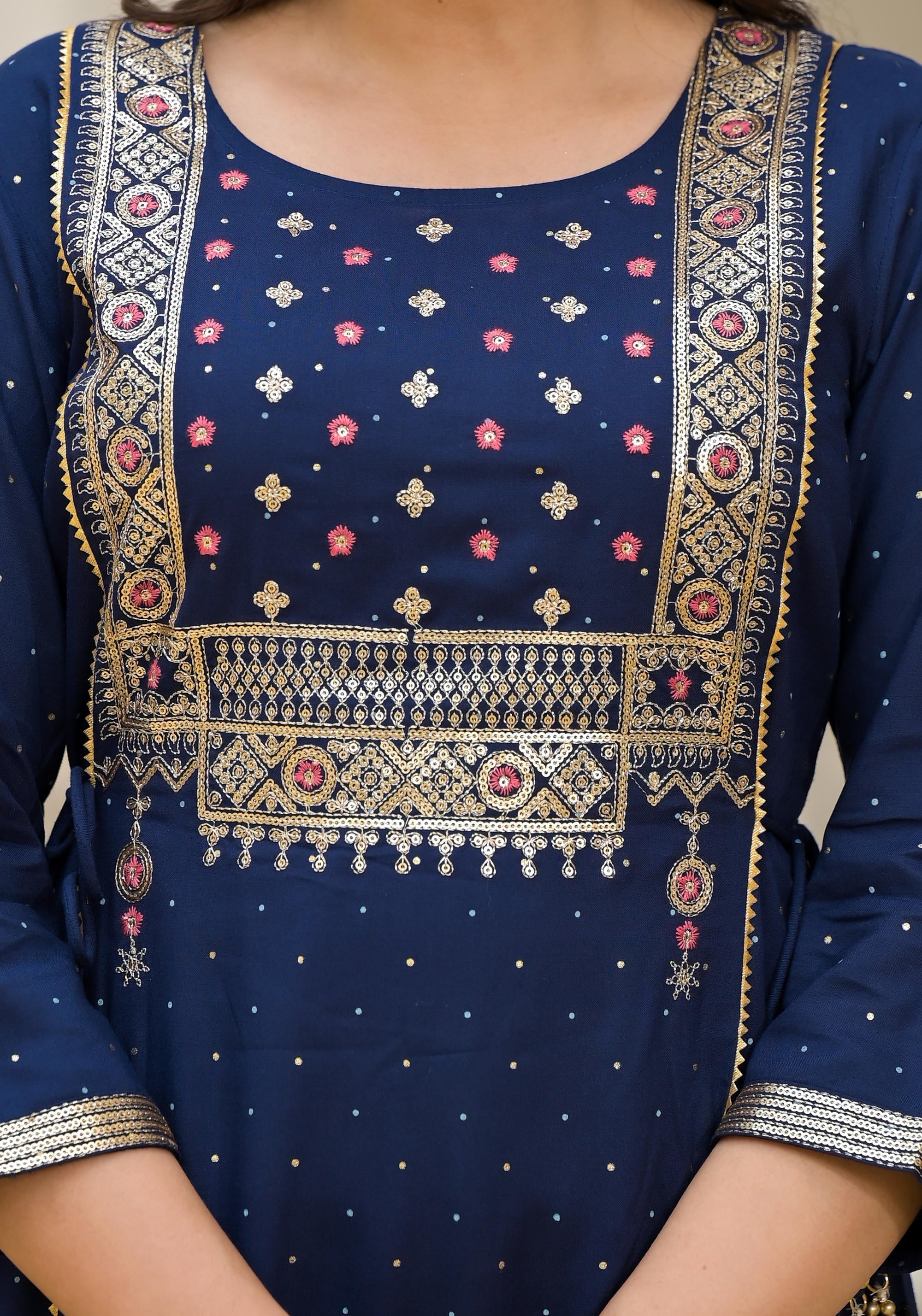 Blue Solid Rayon Kurta With Sequins & Doris | DesiQlo