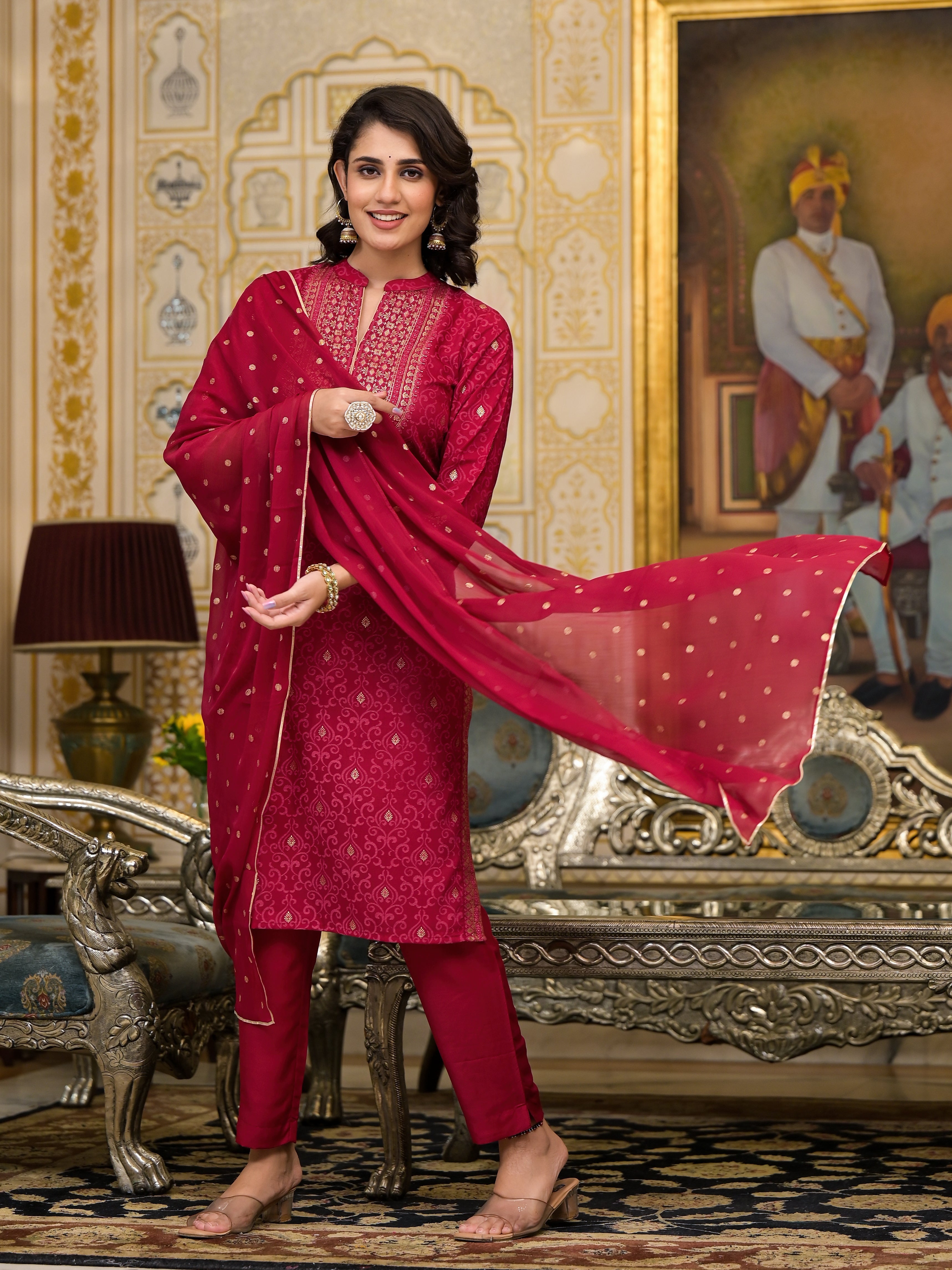 Women Red Printed Straight Kurta Pants & Dupatta Set | DesiQlo