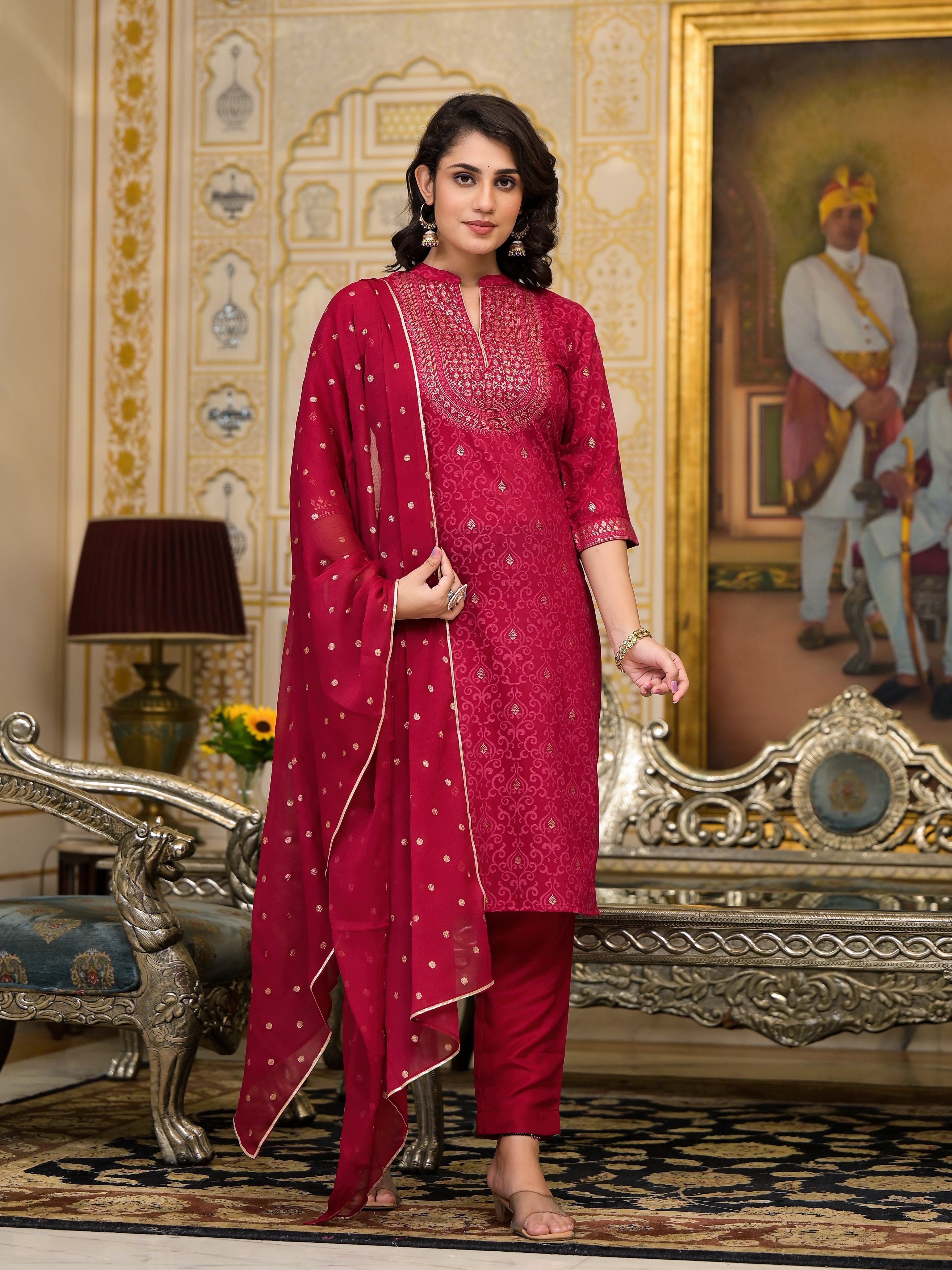 Women Red Printed Straight Kurta Pants & Dupatta Set | DesiQlo