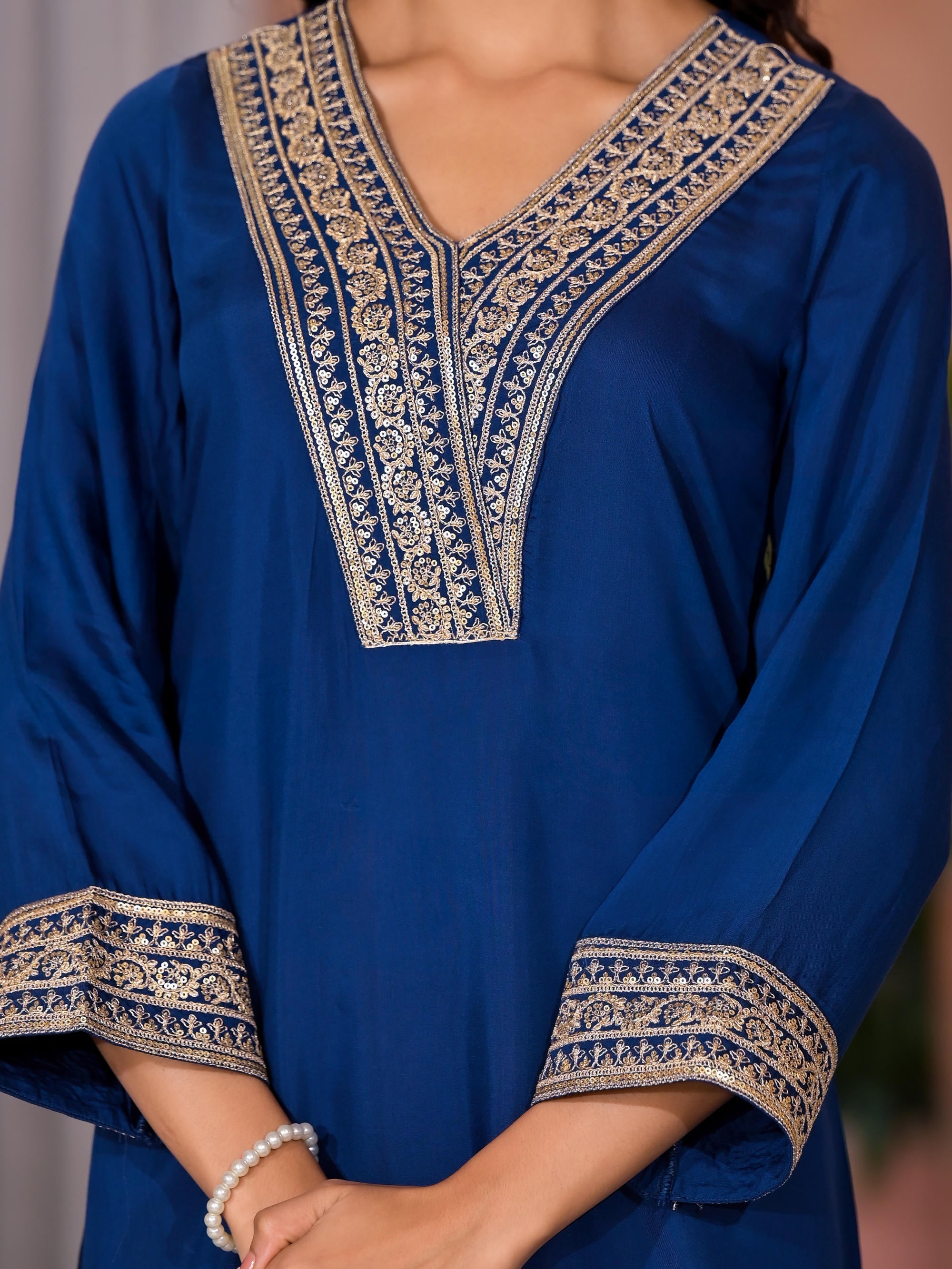 Royal Blue Zari Embroidered Viscose Kurta & Pant Set With Sequins | De
