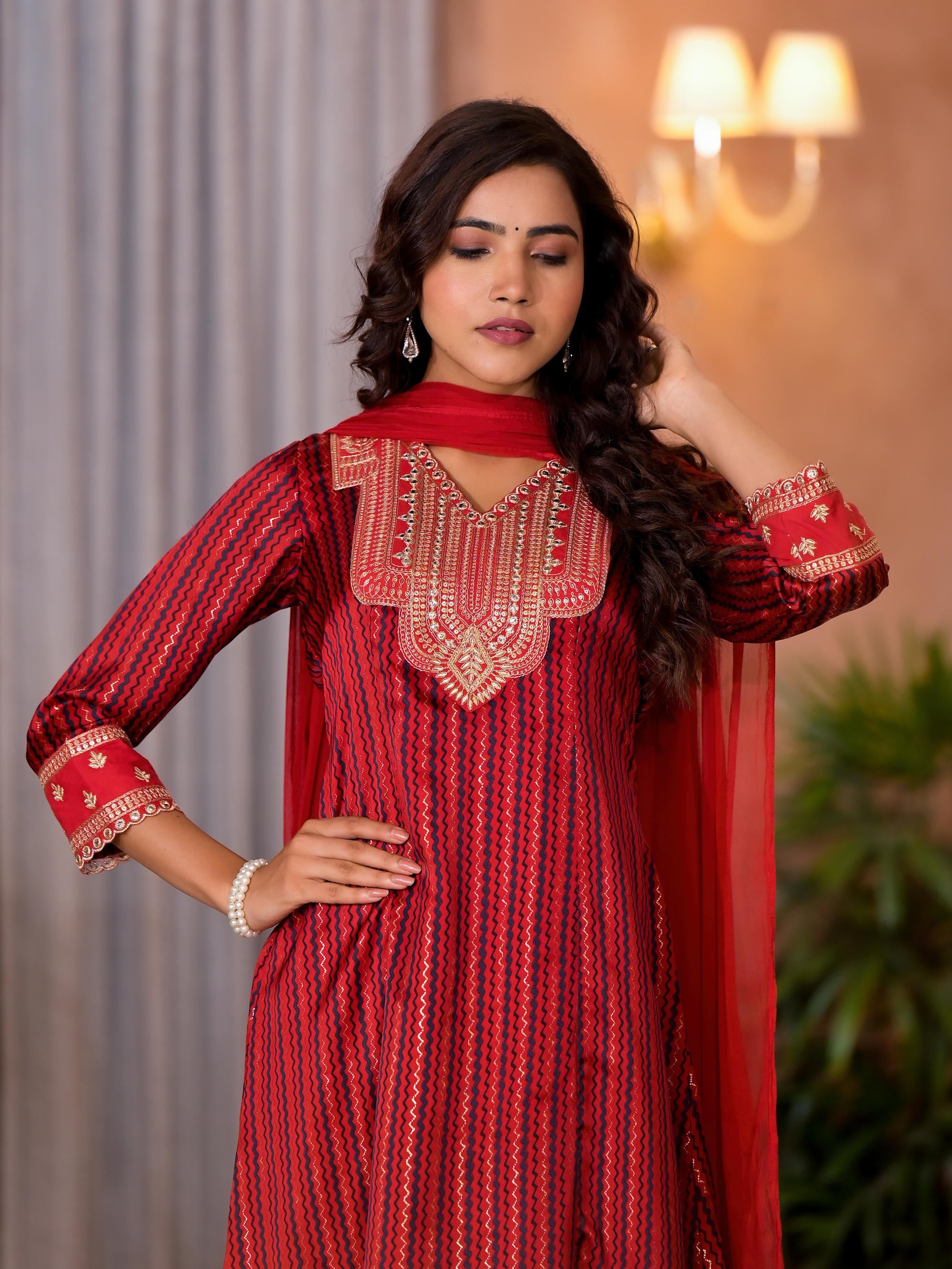 Red Geometric Satin Kurta Set with Dupatta & Zari Work